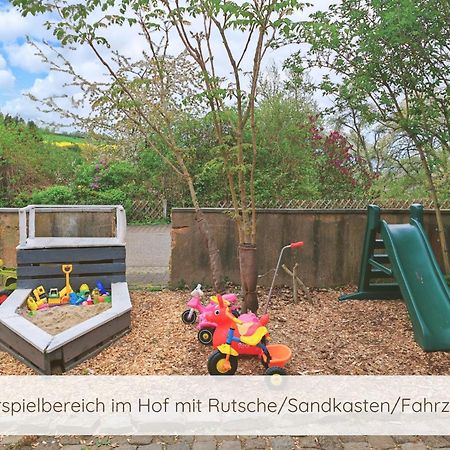 Hofgut Eveshausen - Das Ferienhaus In Der Natur Fuer Familien Und Gruppen Dommershausen Extérieur photo