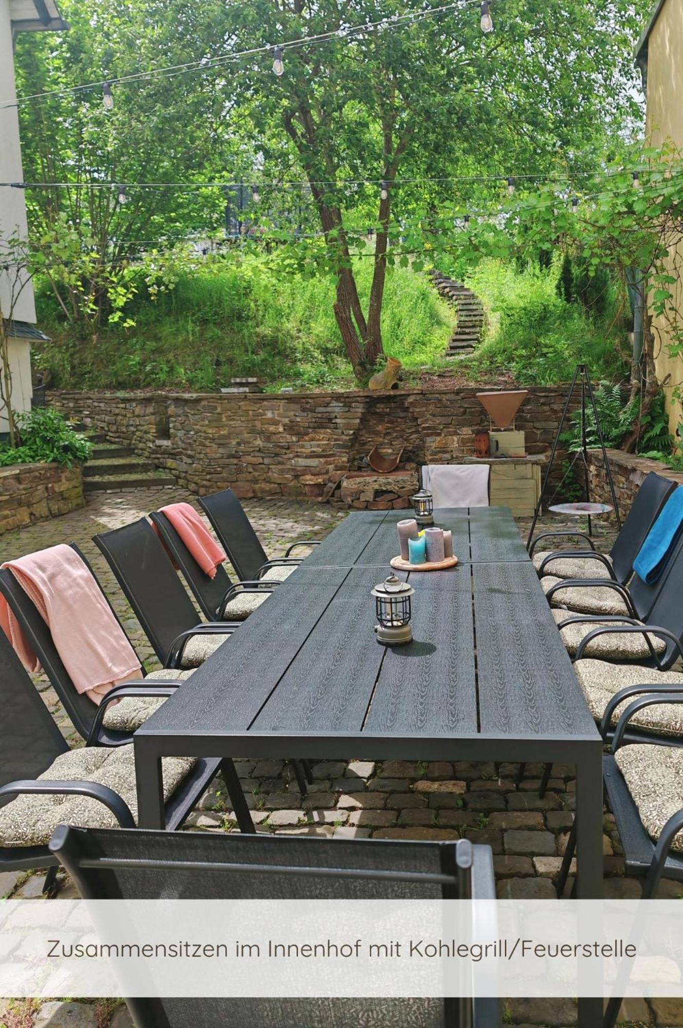 Hofgut Eveshausen - Das Ferienhaus In Der Natur Fuer Familien Und Gruppen Dommershausen Extérieur photo